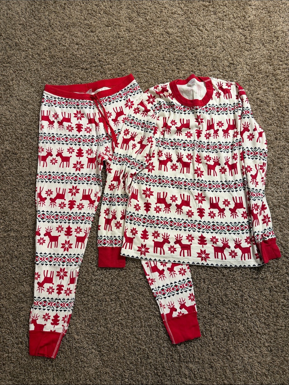 Hanna Andersson Red and White Reindeer Print Men's Pajama Set